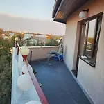 Bucurestii Noi, 6 Persoane, Romexpo, Omv, Baneasa, Lagoon Park Bukurešť