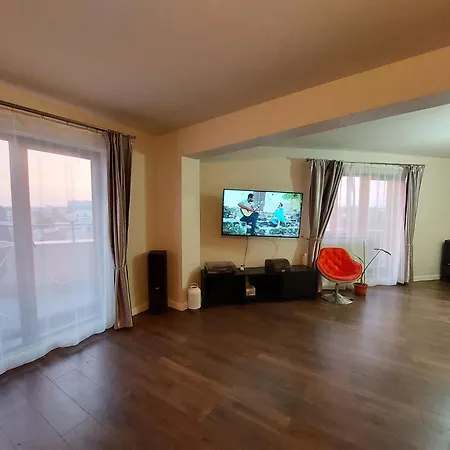 Bucurestii Noi, 6 Persoane, Romexpo, Omv, Baneasa, Lagoon Park * Bükreş
