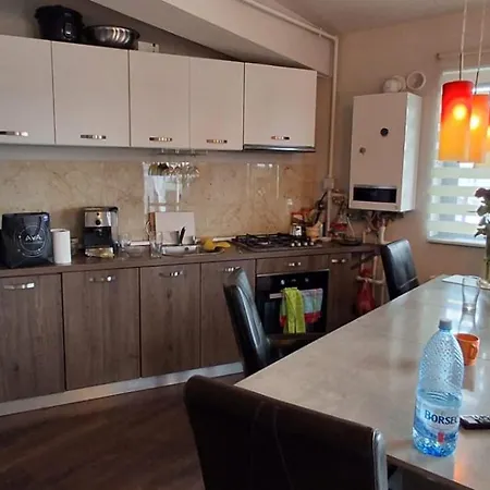 Bucurestii Noi, 6 Persoane, Romexpo, Omv, Baneasa, Lagoon Park Lägenhet